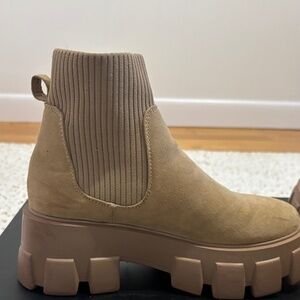 Just Fab ankle boots